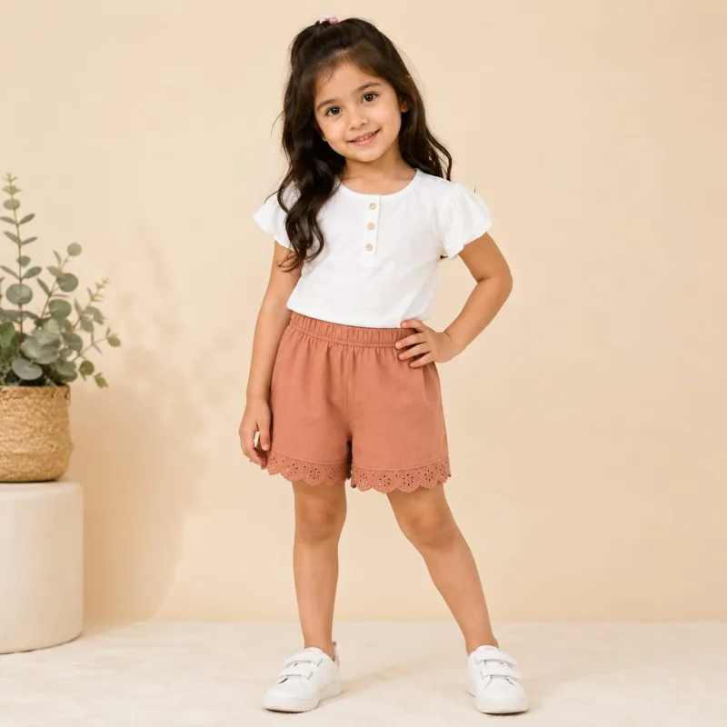 Girls Scalloped Eyelet Lace-Trim Shorts